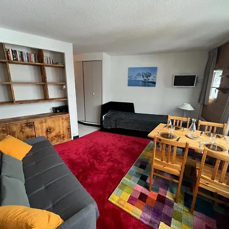 Apartment Renove 3/4 Personnes A Avoriaz - Village Des Ruches, 21 M², Proche Centre, Casier A Skis - Fr-1-633-41 *